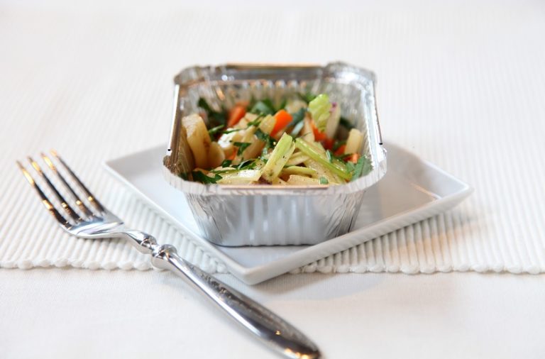 Foremki aluminiowe w zakładach mięsnych – więcej niż opakowanie